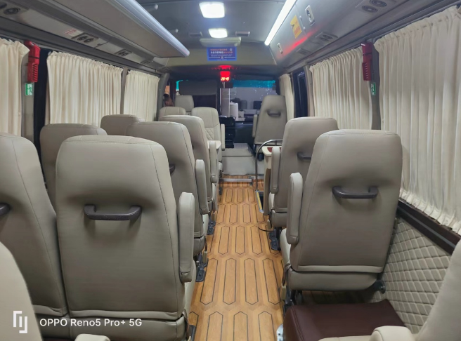 镇江考斯特租赁联系方式